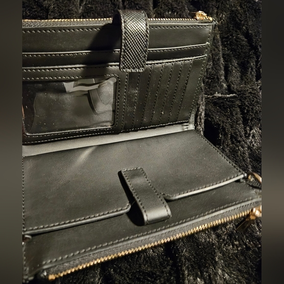 GUESS WALLET - Picture 2 of 2